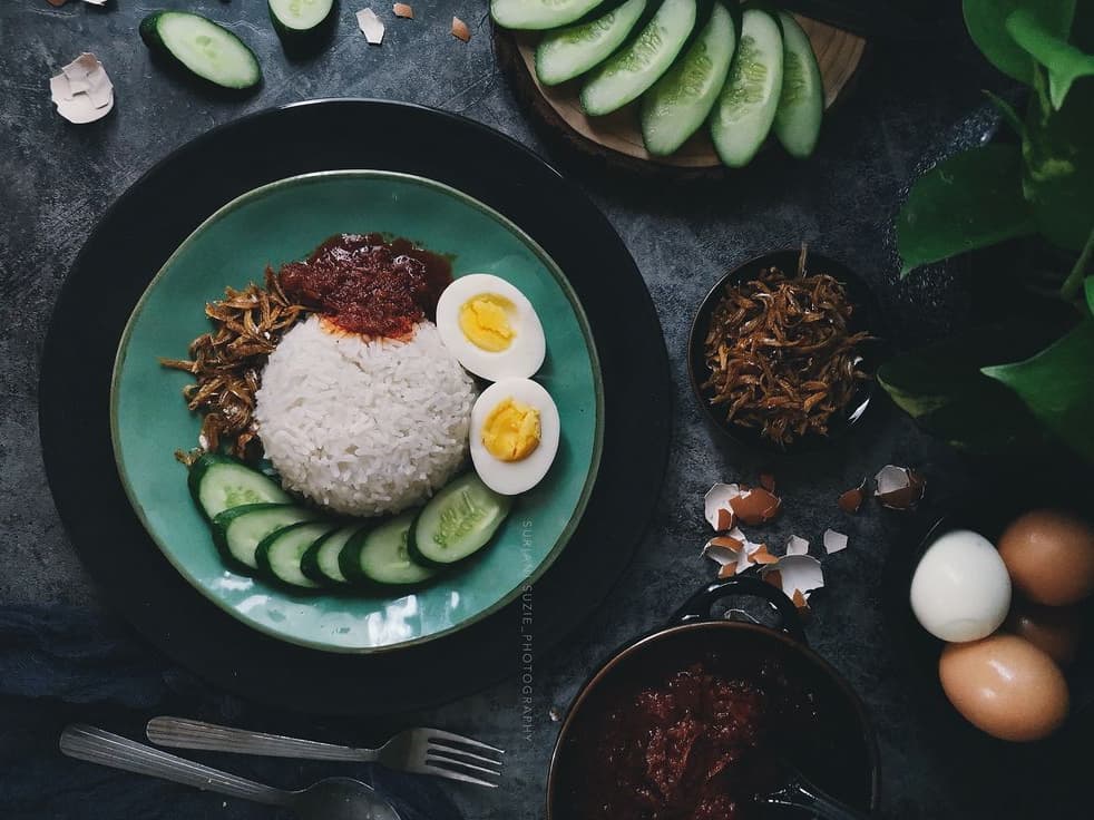 Tentang Kami - Suasana & Hidangan